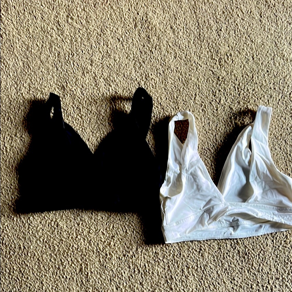 Old Navy Black and White Wireless Bras Intimates